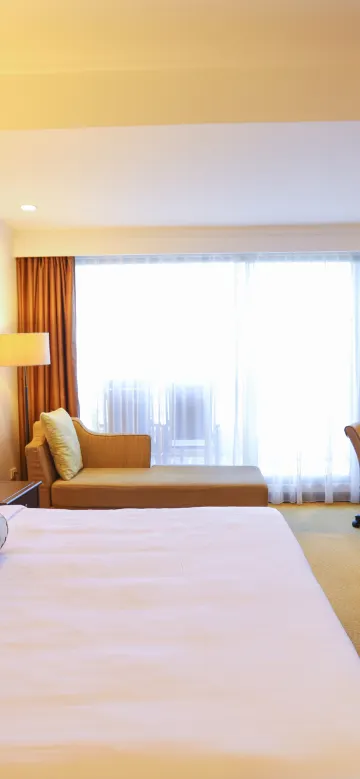 ห้องพรีเมียมเตียงคิงไซส์พร้อมวิวสวน