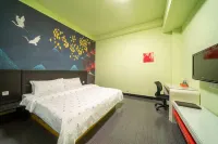 Fashion Baxi Chain Hotel (Zhanjiang Yingzhan Plaza)