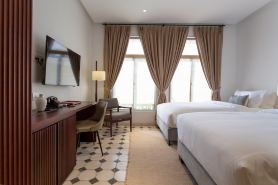 La. Chronique Hotel