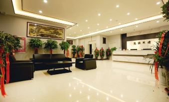 Ruoqianrui Hotel