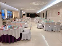 Dunbai International Business Hotel Hotels in Dunhua