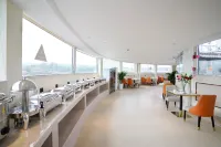 Vienna Hotel (Chuxiong Xiren Ancient Town Branch) - parkir