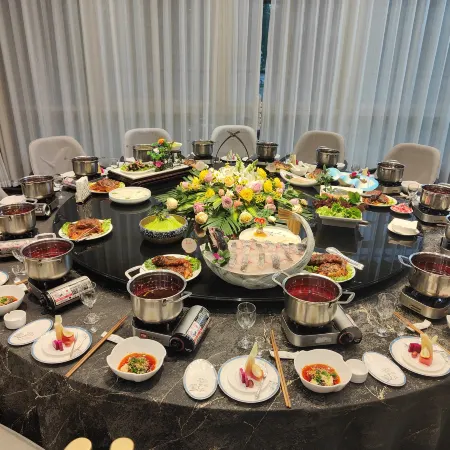 Ziyun Hotel