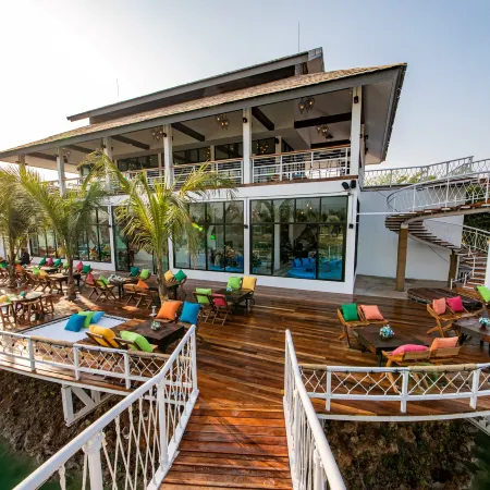 Buffalo Island Resort