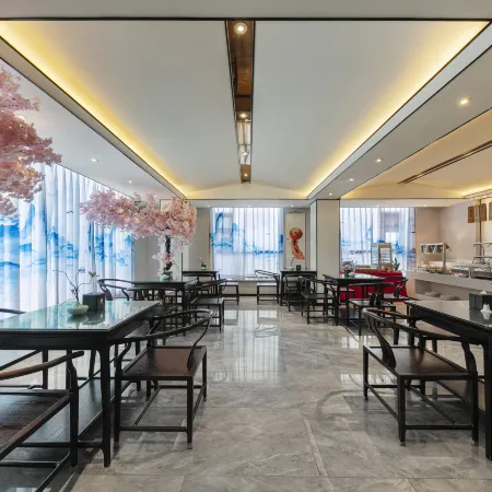 Moshang Qingju Hotel (Yuzhou East Trading Street Branch)