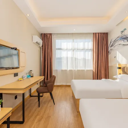 Wangxian Hotel (No. 2 Middle School South Campus Wangxianling Square)