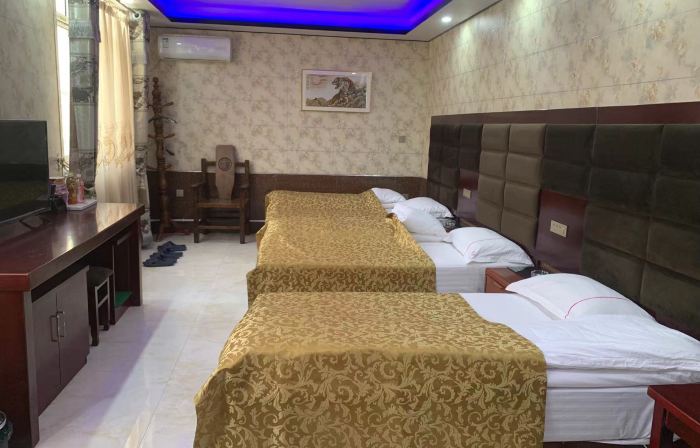 Huachi Wenbo Hotel
