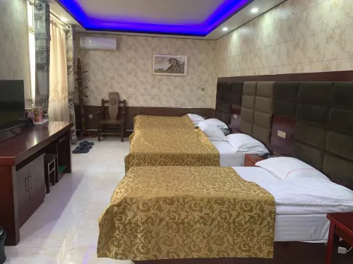 Huachi Wenbo Hotel 화츠 호텔