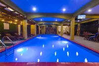Airport View Hotel - Pools
