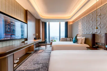 ShanDong RuShang Hotel Отели рядом с достопримечательностью «Xingfuliu Square»