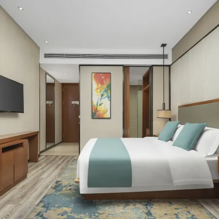 Mingyue Lake Hotel (Guangxi University of Chinese Medicine Chaoyang Square)