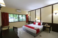 Baan Nat The Village Hotel a Città di Phuket