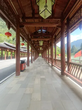 Lingyun Haokun Lake Banshan Residential Residence