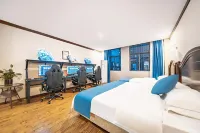 Binjiang Yizhan Hotel