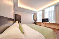 Pujiang Yinglan Hepan Hotel - balcony