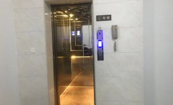 Keyunju Elevator Hot Spring Accommodation