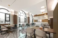 Quanzhou Jinjiang Airport Sunshine Road Atour Hotel