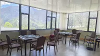Siguniangshan Xuema Yunjian Homestay