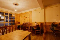 Goroomgo Cottage Orchid Nainital - A Luxurious Collections with Parking and WiFi Ficility