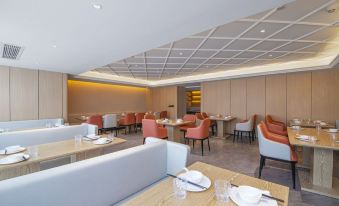 Vienna  Hotel (Guiyang Fanhuali Quanhu Park Subway Station)