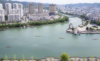 Dingzhou Hotel