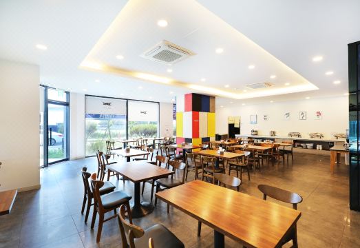 풀문관광호텔 객실 내부