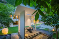 Only this fairyland, riverside sojourn designer art villa mountain lodging