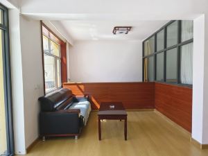 Zhirui Homestay