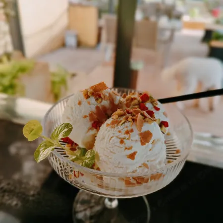 Nuodeng Nuoyan Bieyuan Garden Hotel