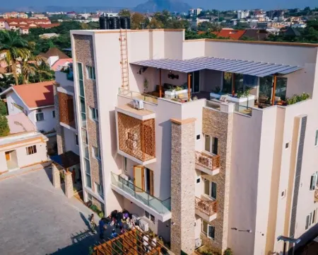 Wali's Suites Hoteles en Wuse 2