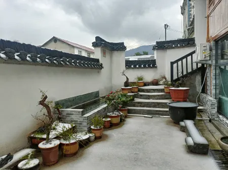 Banlian Mountain Residence, Shitai County Отели в г. Шитай