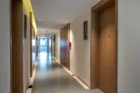 Huangguoshu Yunqi Guesthouse - bar