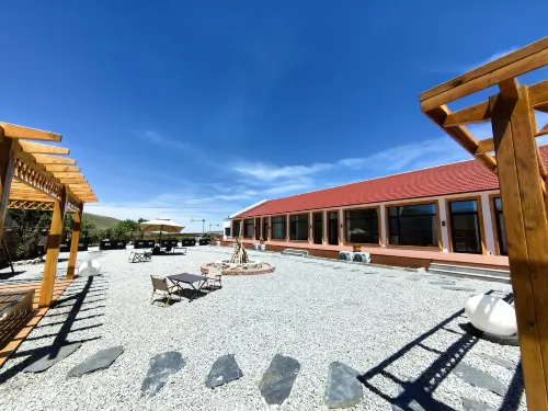 Jiuyang's courtyard