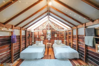 The River Runs Chiang Klang Hotels near Samnaksong Wang Ka