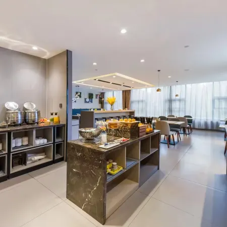 Homeinn Selected Hotel (Zibo Railway Station Badaju)