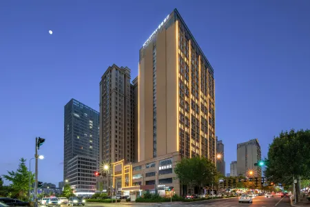 Liyi Hotel (Rizhao Wanxianghui Wanpingkou Scenic Area Branch) Отели рядом с достопримечательностью «Shandong Rizhao Normal School»