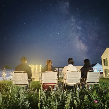 That Fireworks · Designer Homestay (Zhaosu Branch)