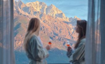 Mishan Guiyun Snow Mountain Panoramic View Pu'er Tea Fragrance Holiday Home