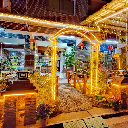 Yunqi Danxia Riverside Vacation Apartment (Danxiashan Scenic Area)