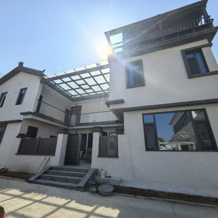 Helan Xiaozhu Homestay (Weishan Lake Tourist Area)