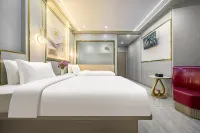 Zhaixing Hotel (Bazhong High-Speed Rail East Station)