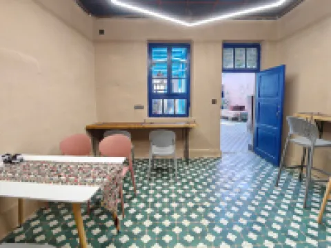 Journey to the West Hoste