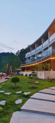 Guangyuan Hermitage Valley Hotels in Guangyuan