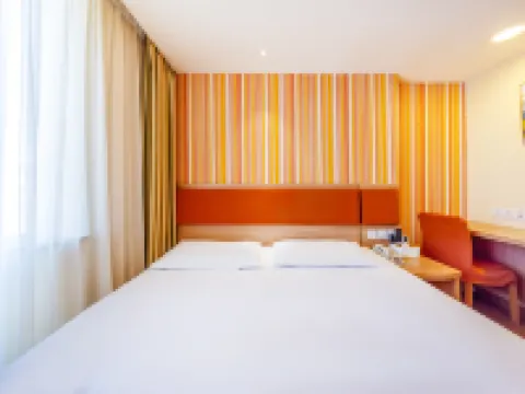 Homeinn Hotel (Dingxi Jiefang Road Wenxiang Jiayuan) فنادق في دينغ شي