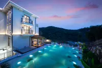 Guanluli Wilderness & Luxury Retreat - Strand