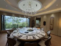Yuanyang · Terrace Lianyin Wild Luxury Homestay - Pools