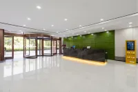 艾扉酒店（鐘鼓樓河西學院店） - 停車場