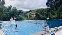 Yanyun Holiday Villa - مسبح غير متناهي