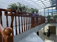 Shunxiang Inn - parking