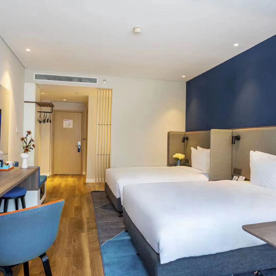 Holiday Inn Express Wuhan Optical Valley Wuhan Updated 22 Room Price Reviews Deals Trip Com